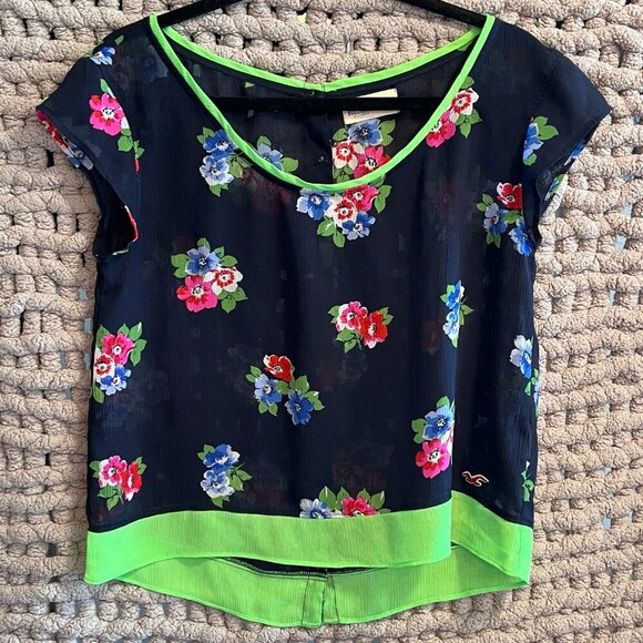 Hollister Navy Blue Sheer Floral Top Size Medium - Picture 3 of 11
